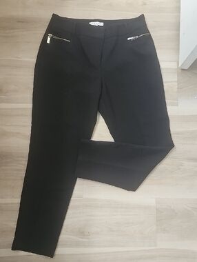 Chaus Black Skinny Ponte Ankle Pants with Gold Zipper Accents